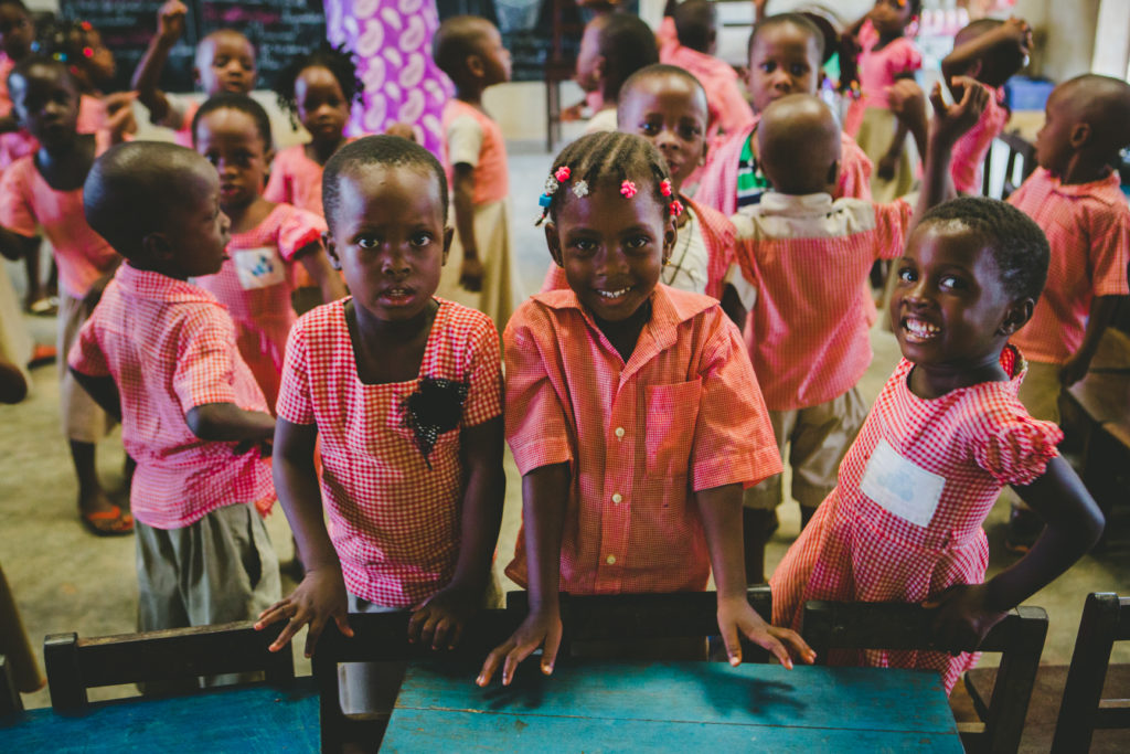 Photo d'enfants en classe